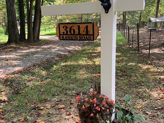 3rd image of 3614 Rankin Rd