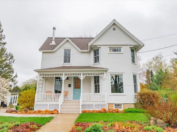 330 Lodi St, Lodi, WI 53555