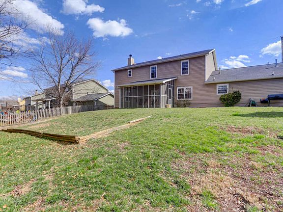5th image of 9213 Countryway Dr