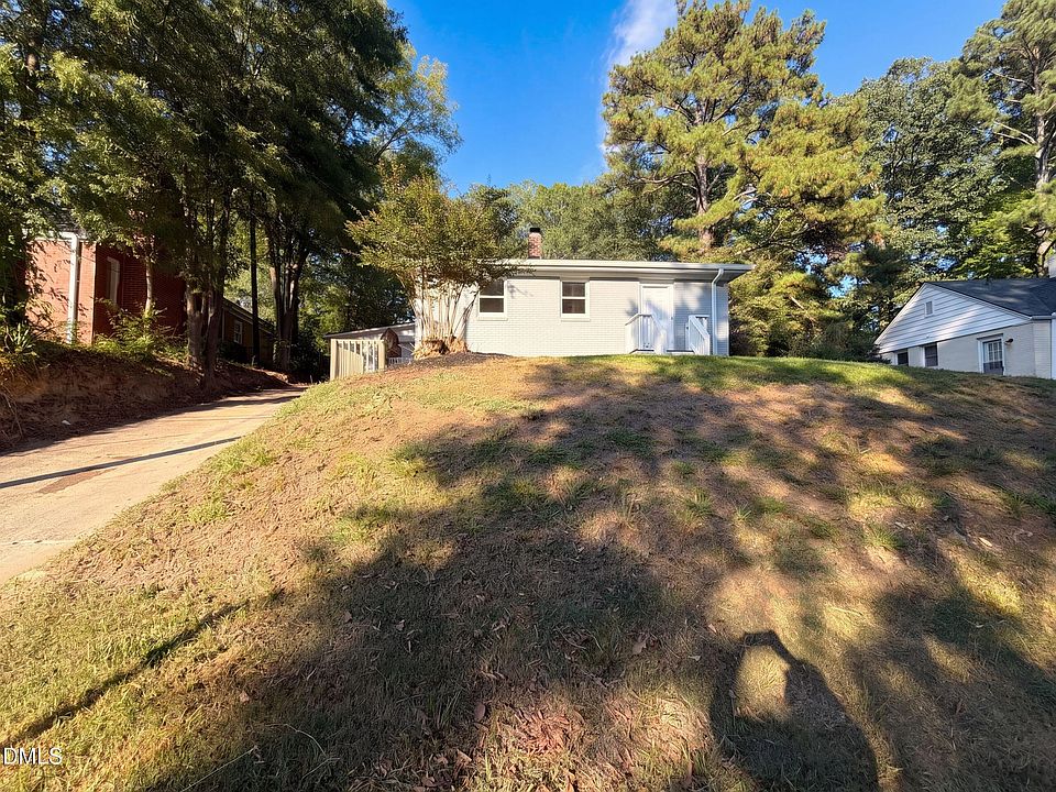 1st image of 212 Red Oak Ave