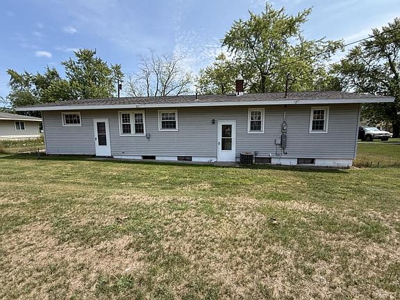 2nd image of 5163 Cedar Lake Rd