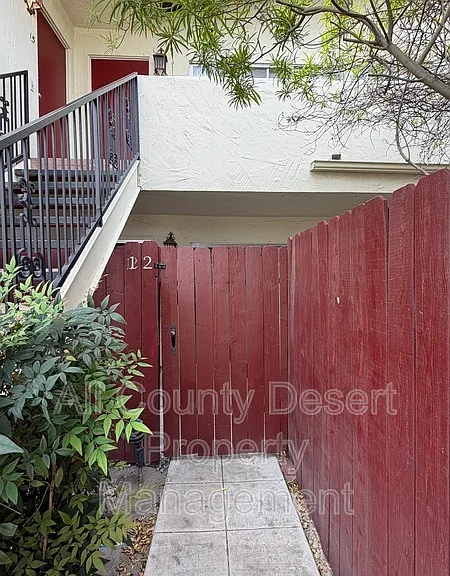 550 S El Cielo Rd #12 — Photo 2