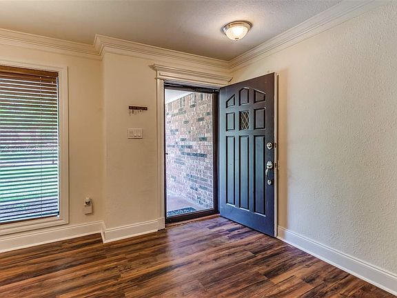 5th image of 5704 NW Rotherwood Dr