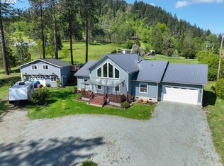 4192 Canyonville Riddle Rd, Riddle, OR 97469