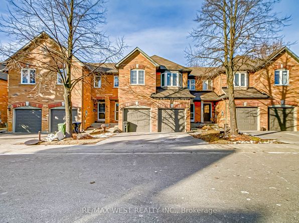 6400 Lawrence Ave E #12-10, Toronto, ON M1C 5C7