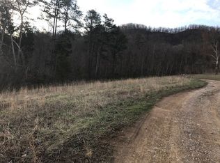 Vista Dr, Thorn Hill, TN 37881
