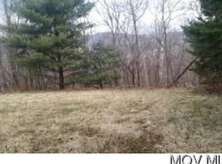 1155 Browns Rd, Marietta, OH 45750