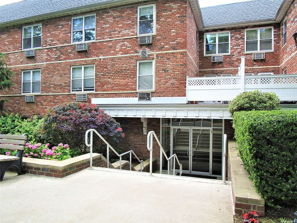 40 Daley Place UNIT 121, Lynbrook, NY 11563 Zillow