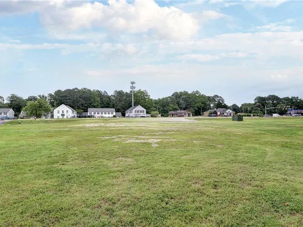 4033 George Washington Mem Hwy, Yorktown, VA 23692