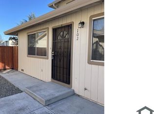 1041 Peach Ct #102, Hollister, CA 95023