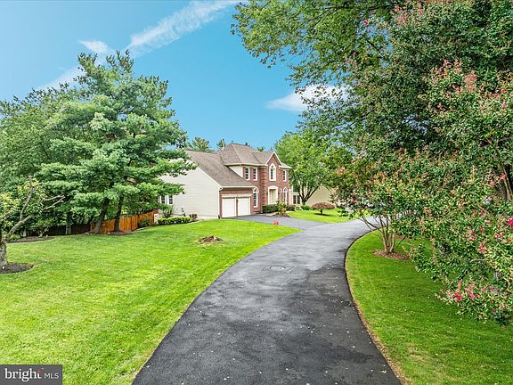 4th image of 4706 Walney Knoll Ct