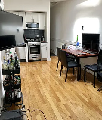 Rented by Compass | media 8