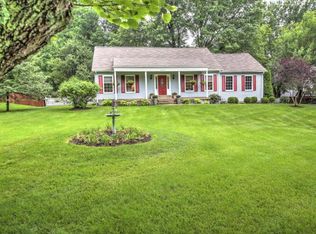 5202 Arrowshire Dr, La Grange, KY 40031