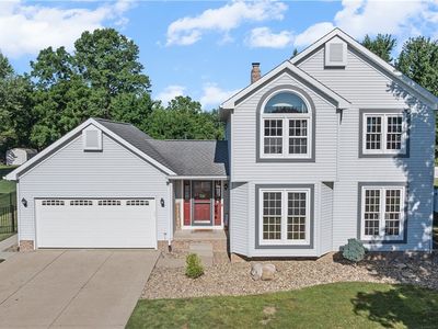 4216 Meadow Wood Ln, Uniontown, OH, 44685
