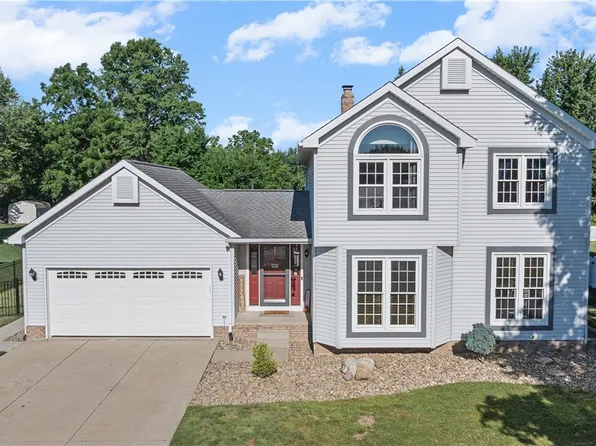 4216 Meadow Wood Ln, Uniontown, OH 44685