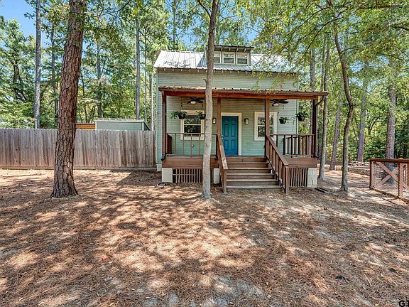 2nd image of 20577 Eastern Hills Dr
