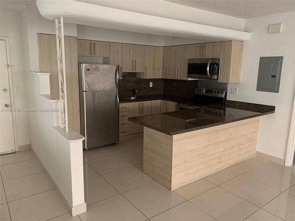 1st image of 315 Majorca Ave APT 2