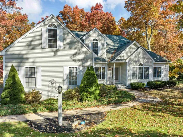 20 Westford Drive, Auburn, NH 03032