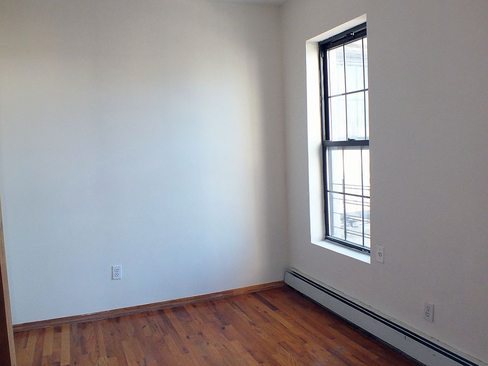 2nd image of 2004 Mermaid Ave APT 3F