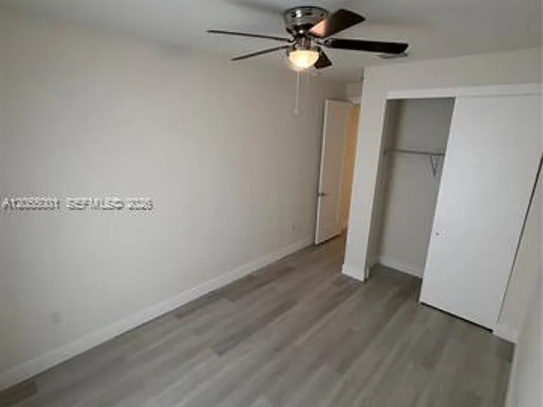 6440 NW 103rd Psge #Townhouse 6440 — Photo 57