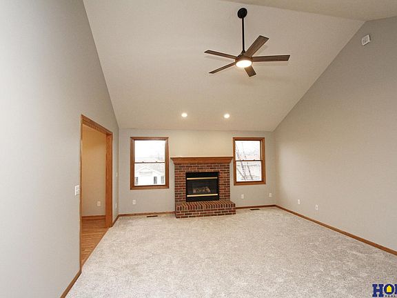 3rd image of 3900 San Juan Cir
