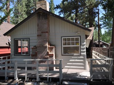 805 W Sherwood Blvd, Big Bear City, CA, 92314