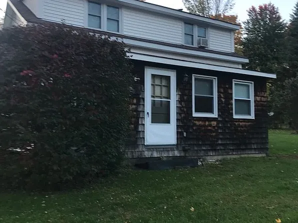 29 Turnpike Rd, Eagle Bridge, NY 12057