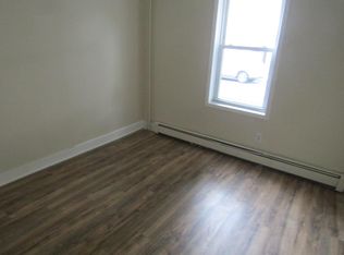 132 Highland Ave #1, Newark, NJ 07104