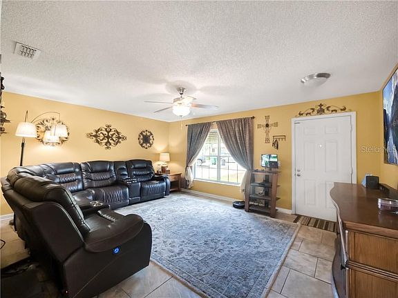 2nd image of 521 Galloway Ave