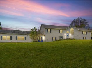 1707 Pompey Center Rd, Fabius, NY 13063