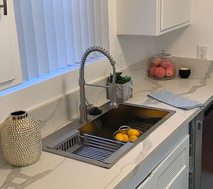 1st image of 2318 Mira Vista Ave #1/4