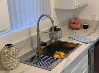2318 Mira Vista Ave #1/4, Montrose, CA 91020
