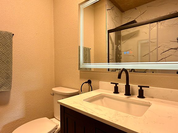 4th image of 2205 Bridlewood Dr
