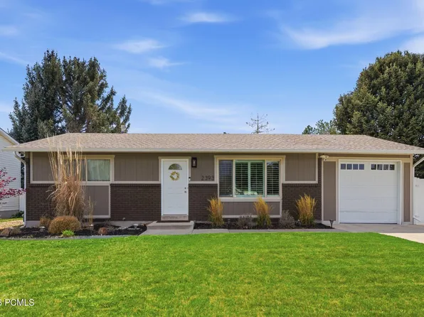 2393 W Bueno Vista Dr, West Jordan, UT 84088