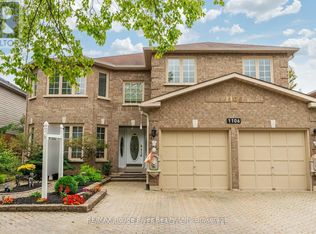 1106 Ridge Valley Dr, Oshawa, ON L1K 2E2