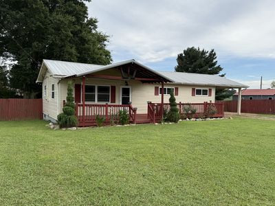 10697 David Crockett Pkwy W, Belvidere, TN, 37306