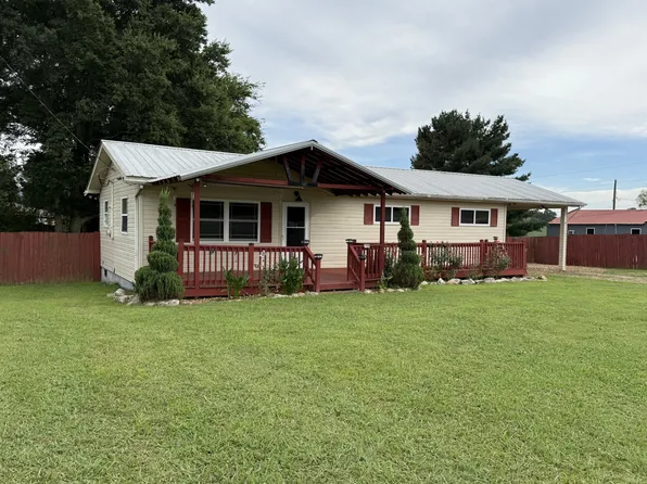 10697 David Crockett Pkwy W, Belvidere, TN 37306