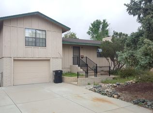 10926 E Roundup Dr, Dewey, AZ 86327