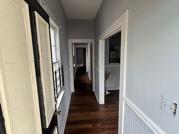 2nd image of 528 E Huntingdon St