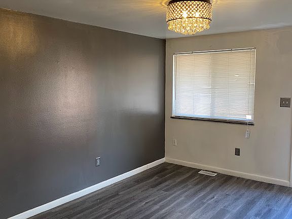 5th image of 202 Kenbrook Dr #2