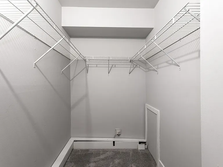 Ridge Court Apartments — Photo 15