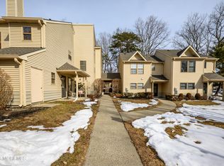 105 Whispering Oaks Way, Jackson, NJ 08527