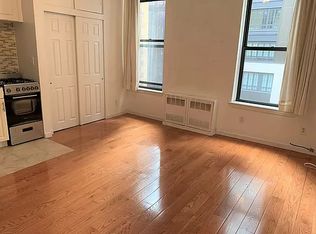 216 W 78th St APT 4D, New York, NY 10024