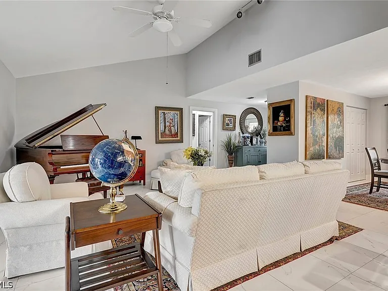 787 Overriver Dr — Photo 10