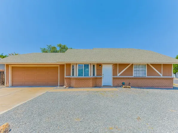 2203 E Dragoon Ave, Mesa, AZ 85204