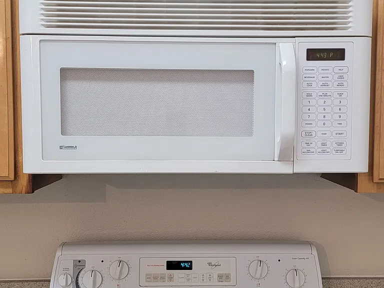 Microwave and Glasstop stove