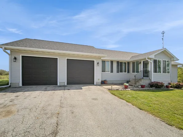 426 W 148th St S, Mitchellville, IA 50169
