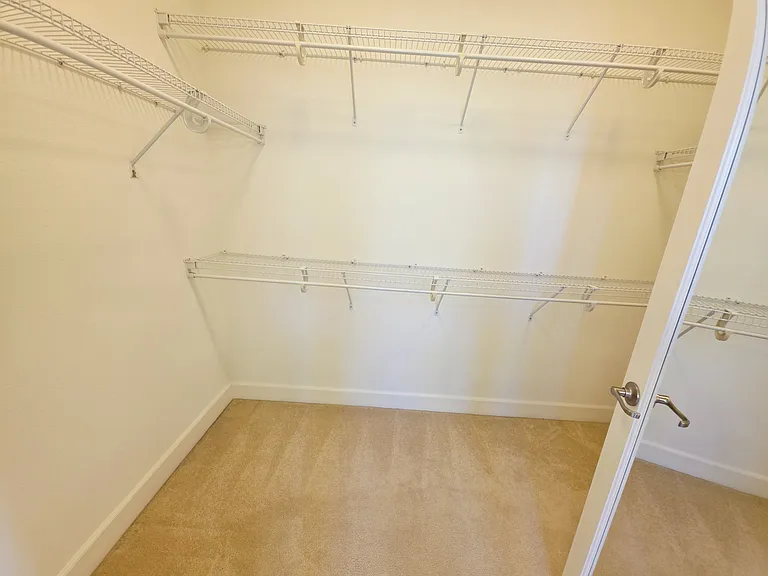 4887 Thorndike Ln — Photo 39