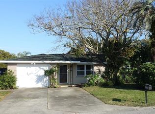 10604 Hibiscus Dr, Port Richey, FL 34668