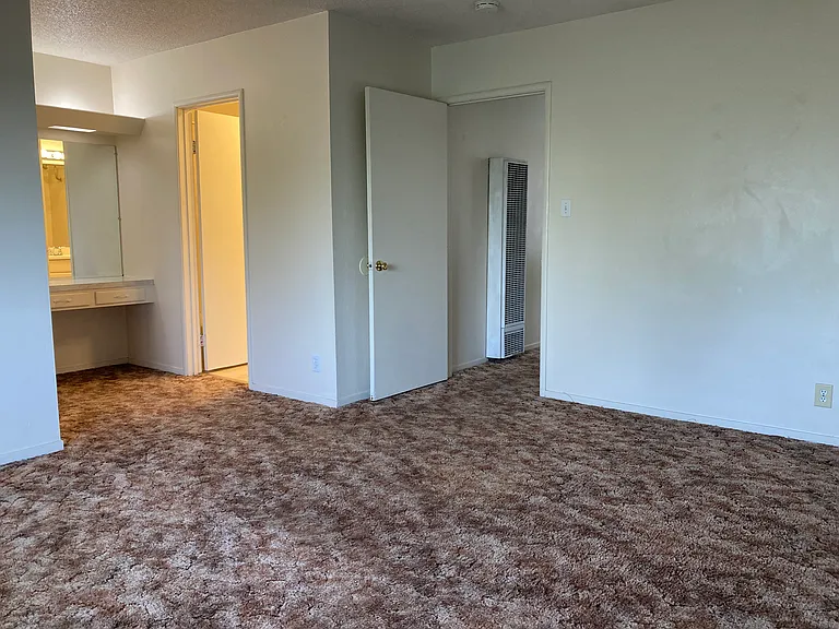 1514 Lincoln Blvd #16 — Photo 8